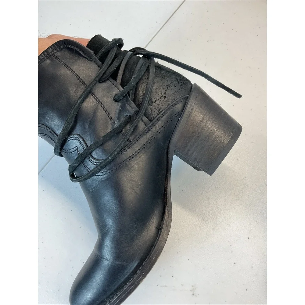 Freebird by Steven Casey Leather Chunky Heel ankle booties  7 Black MOTO‎